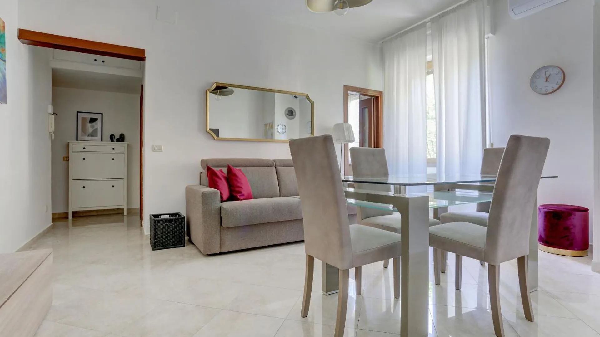 Apartment Vatican Apt Doria 64 - Home And More Rome
