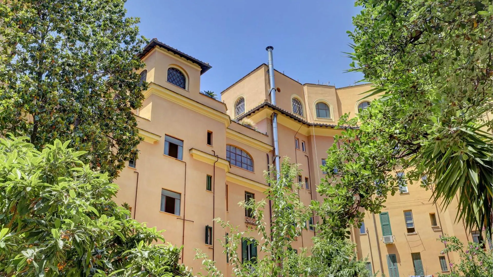 Vatican Apt Doria 64 - Home And More Rome Apartment